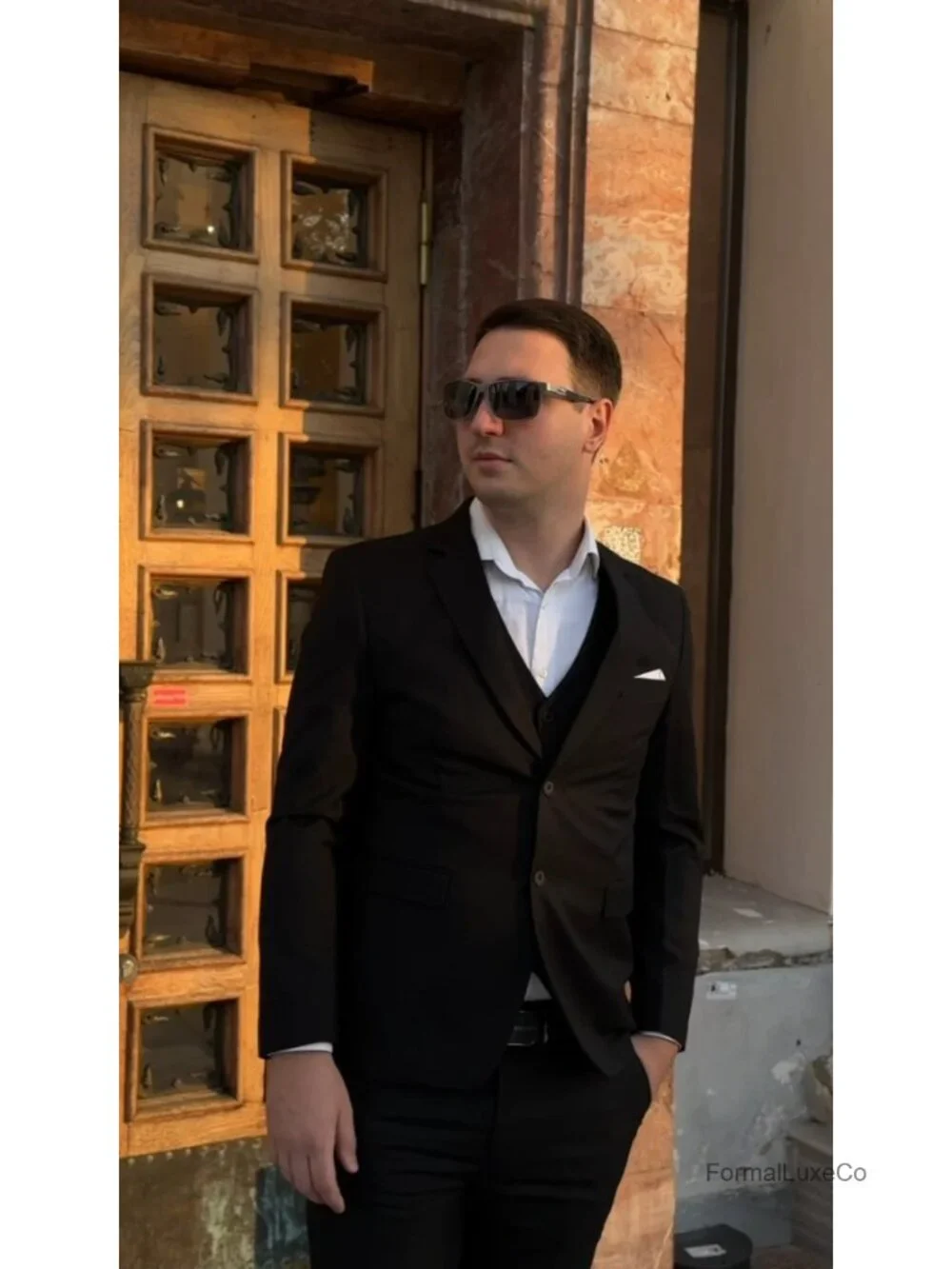 Men's 3-Piece Suit Set Classic Fit Wedding Tuxedo Blazer Vest Pants
